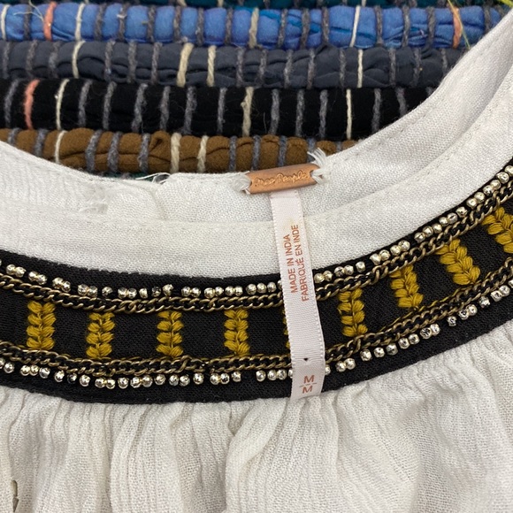 Free People Ivory Beaded Give Him The Cold Shoulder Blouse Size Medium - Picture 4 of 10